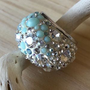 Swarovski ring silver with beautiful aquas blue.
